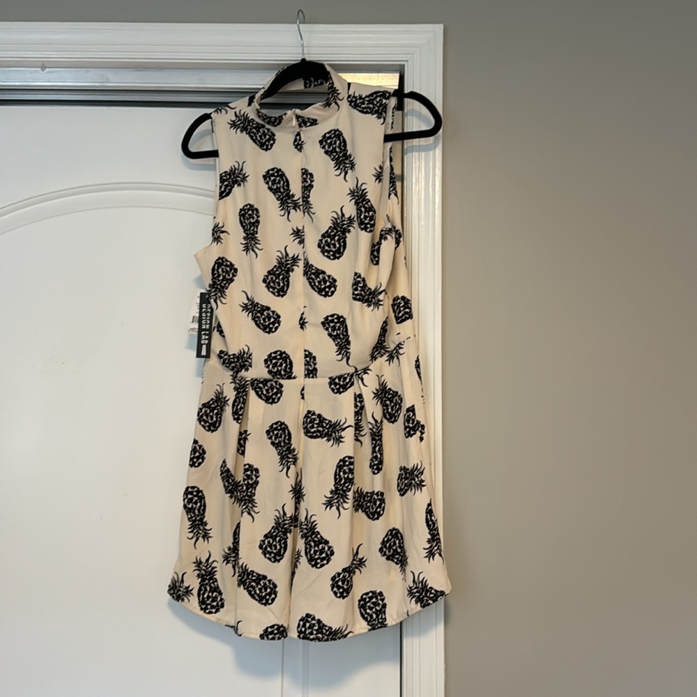 Design Lab Lord & Taylor Cream and Black Pineapple Romper - Picture 8 of 8